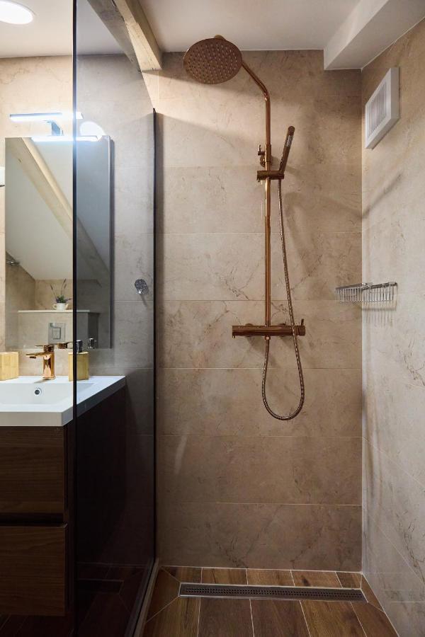 קאבטאט Mia Maria Apartment מראה חיצוני תמונה