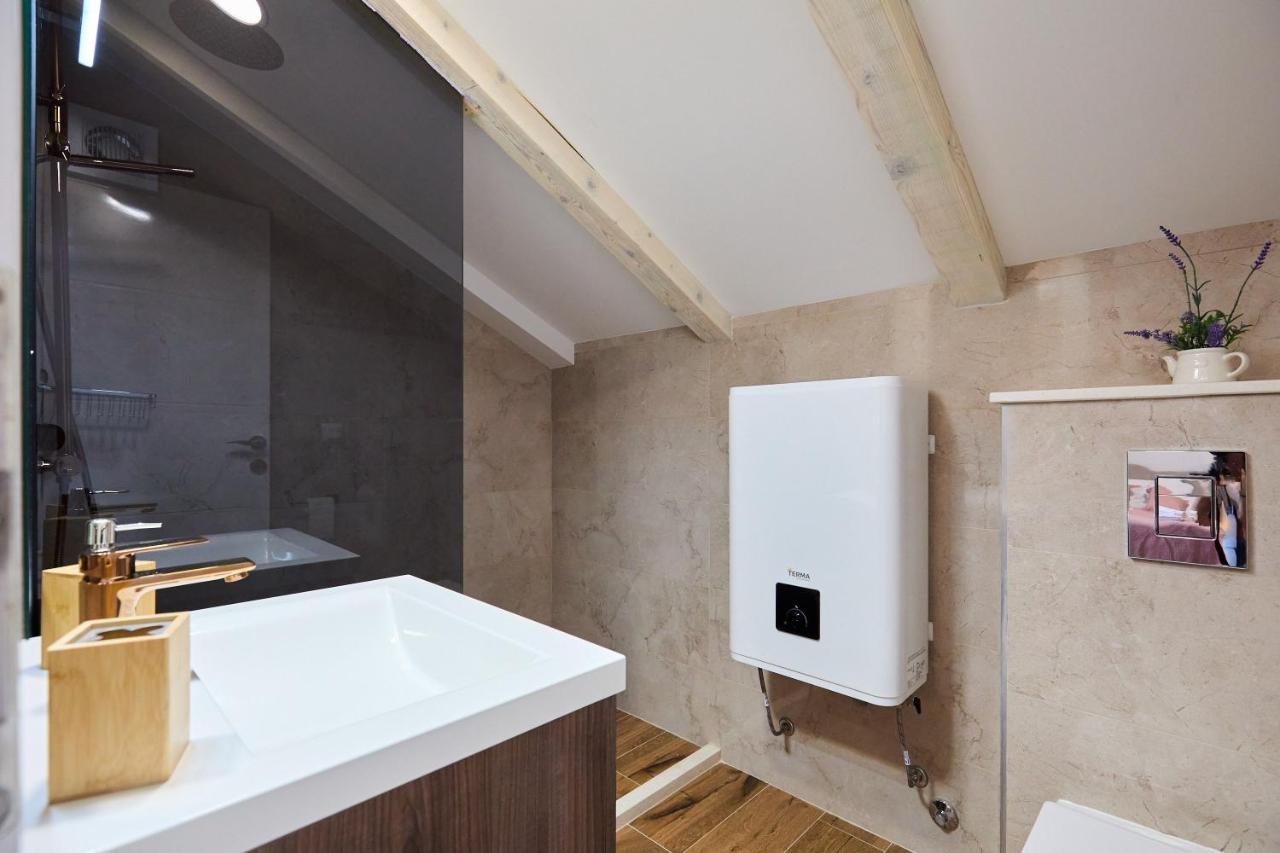 קאבטאט Mia Maria Apartment מראה חיצוני תמונה