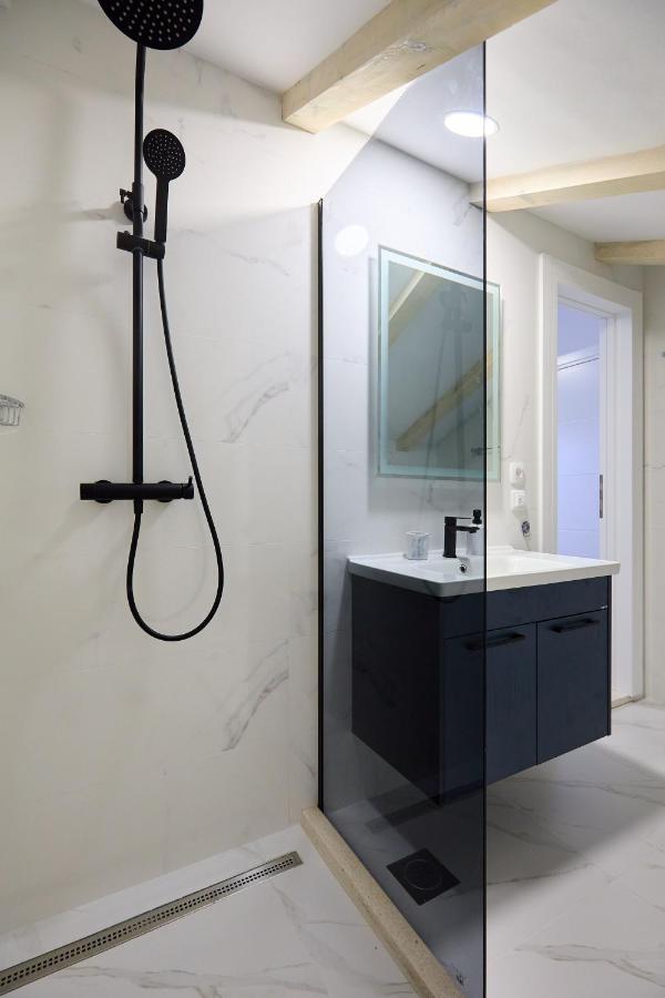 קאבטאט Mia Maria Apartment מראה חיצוני תמונה