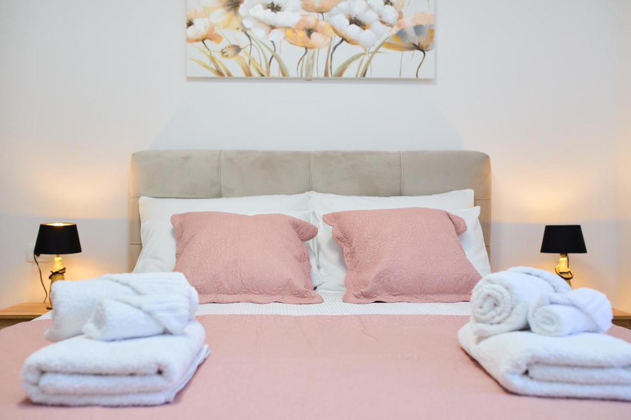 קאבטאט Mia Maria Apartment מראה חיצוני תמונה